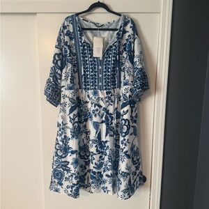 BloomChic Blue and White Floral Blouse